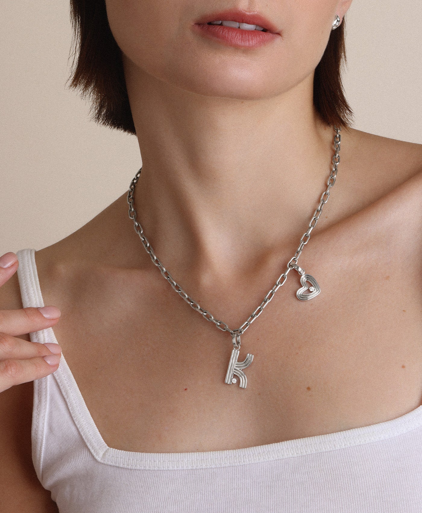 4mm Groovy Italian Chain Initial Heart Necklace in Sterling Silver - Image 4